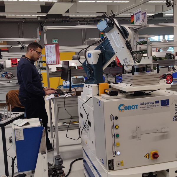 Projet CoRoT – Conception de systèmes impliquant des robots autonomes et collaboratifs